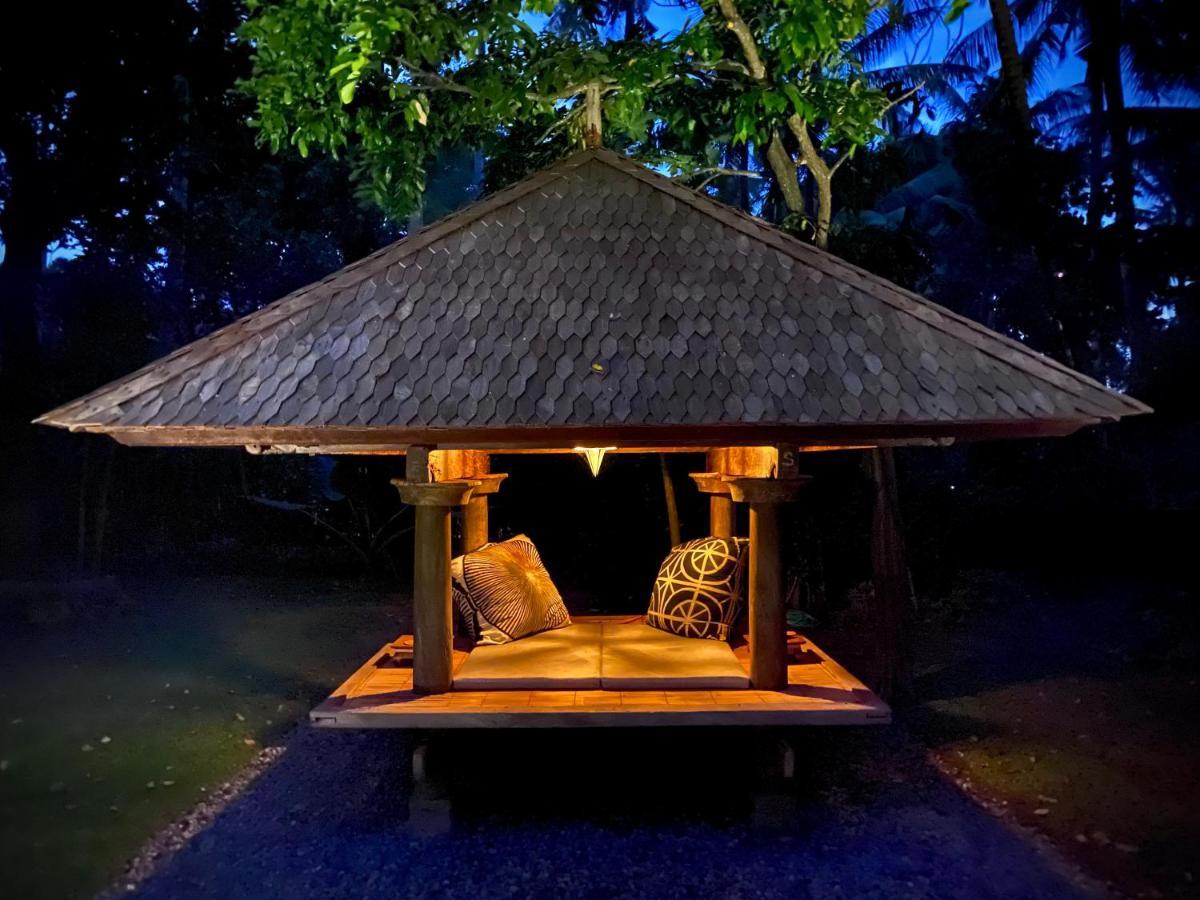 Hidden Heaven Rumah Barong Jasri Kültér fotó